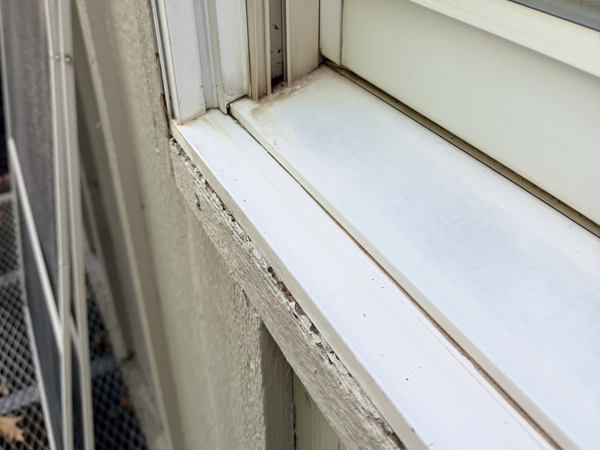 Window frame and track after cleaning